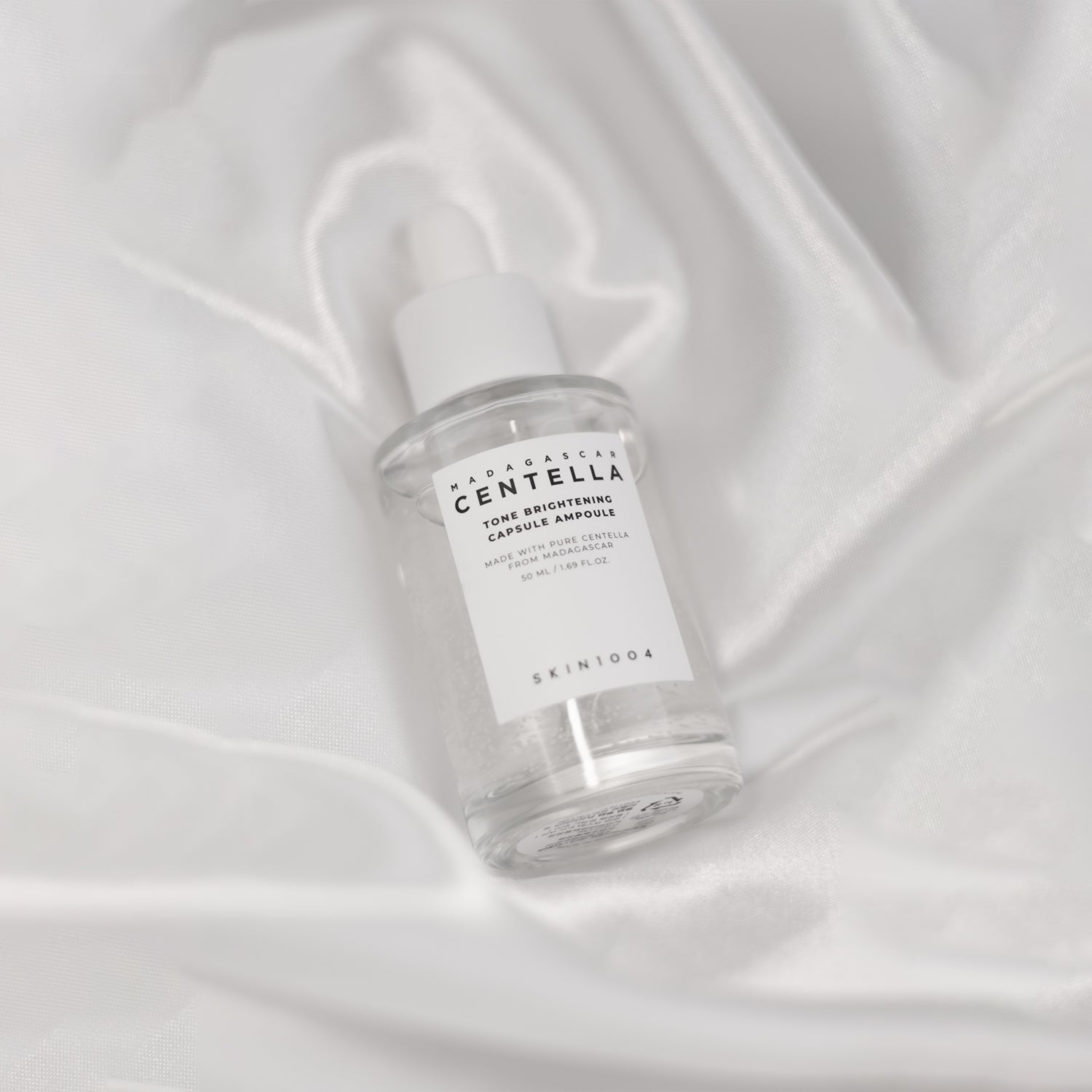 Madagascar Centella Tone Brightening Capsule Ampoule – Luminosidad Intensa